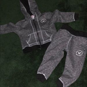 True religion unisex 24 months